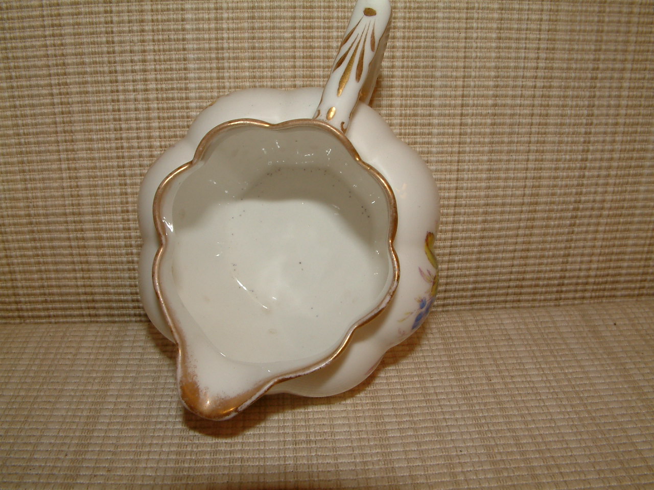 Shelley - Wileman & Co. Floral Sprays Creamer SALE PRICED - Image 6