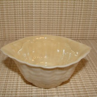 Belleek  Tridacna Open Salt