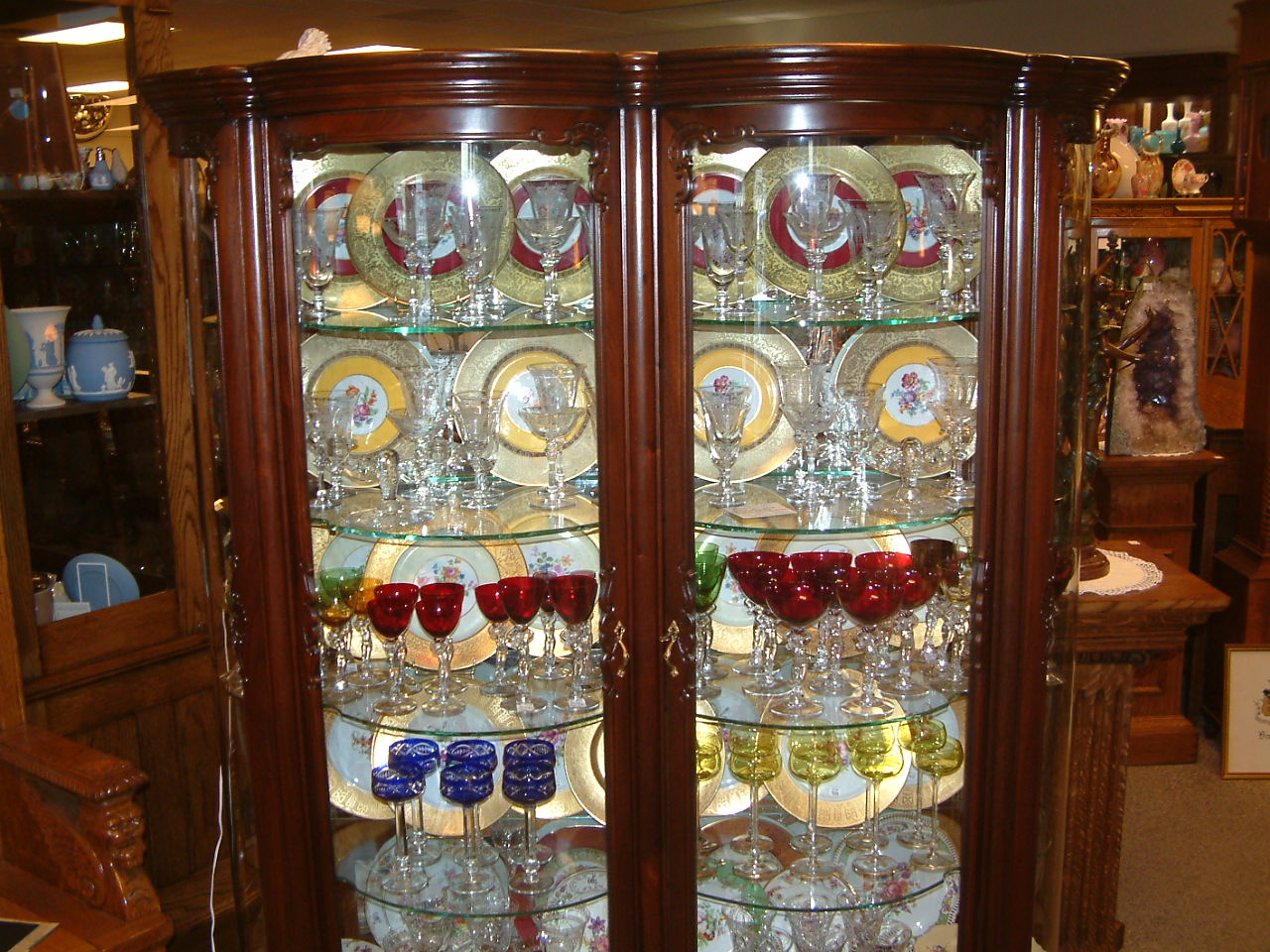Massive Mahogany Fancy Display Cabinet, Attributed to R J Horner - Image 11