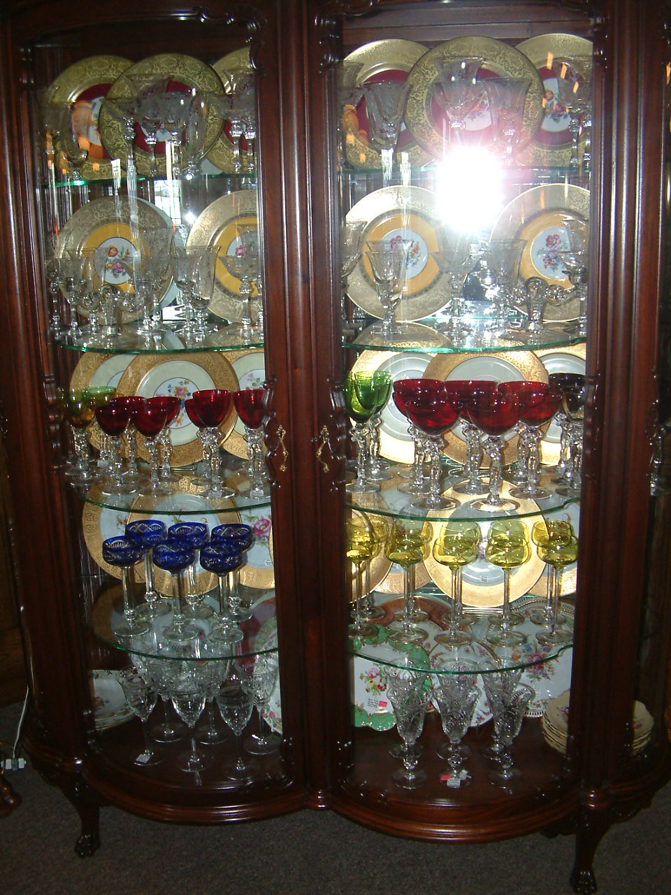 Massive Mahogany Fancy Display Cabinet, Attributed to R J Horner - Image 13