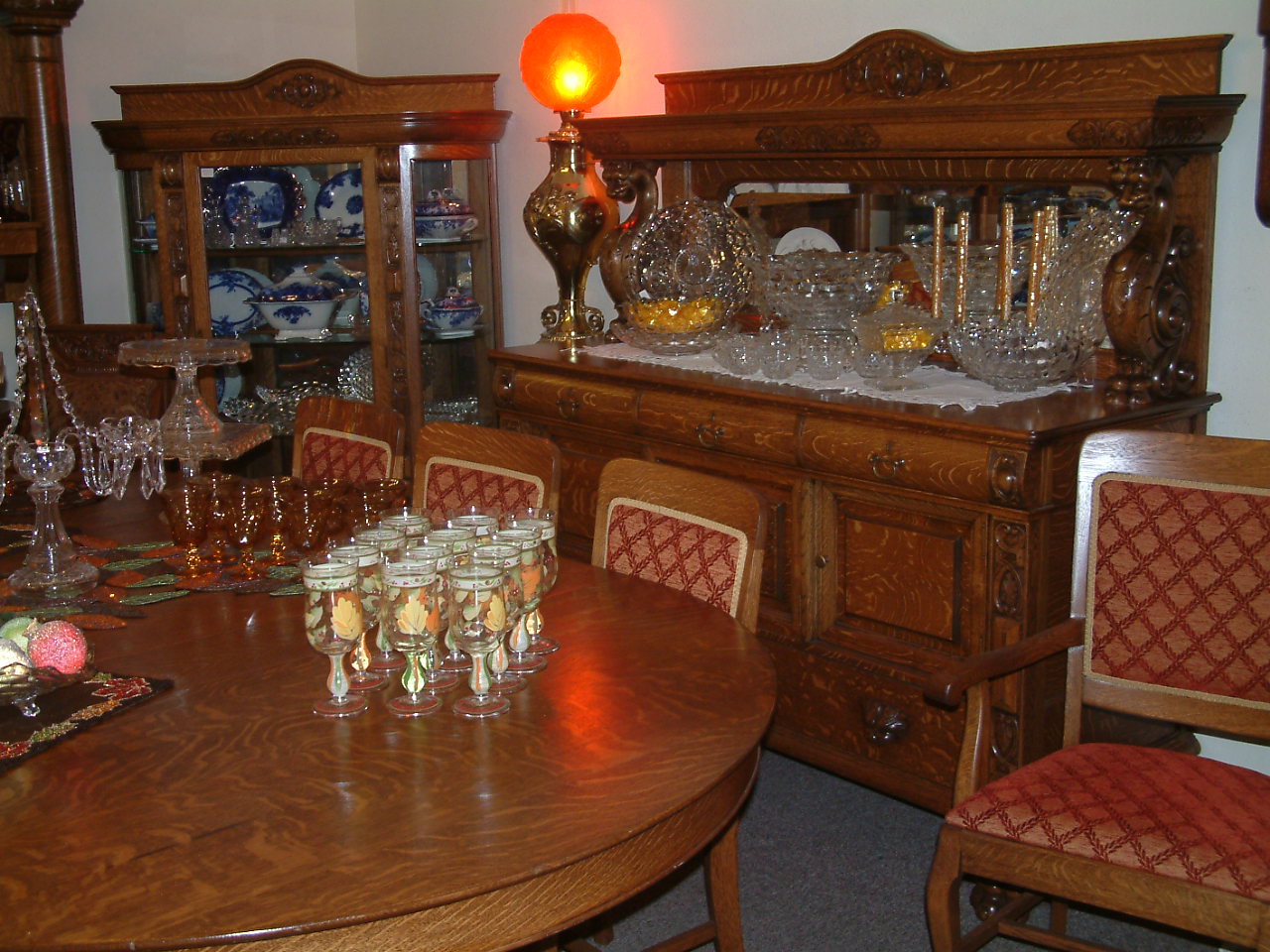 Quartersawn Oak Griffin Buffet - Image 2