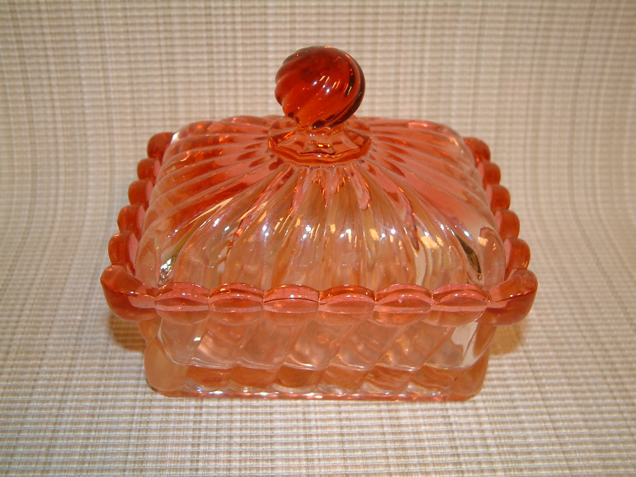 Baccarat Rose Tiente Covered Dresser Box