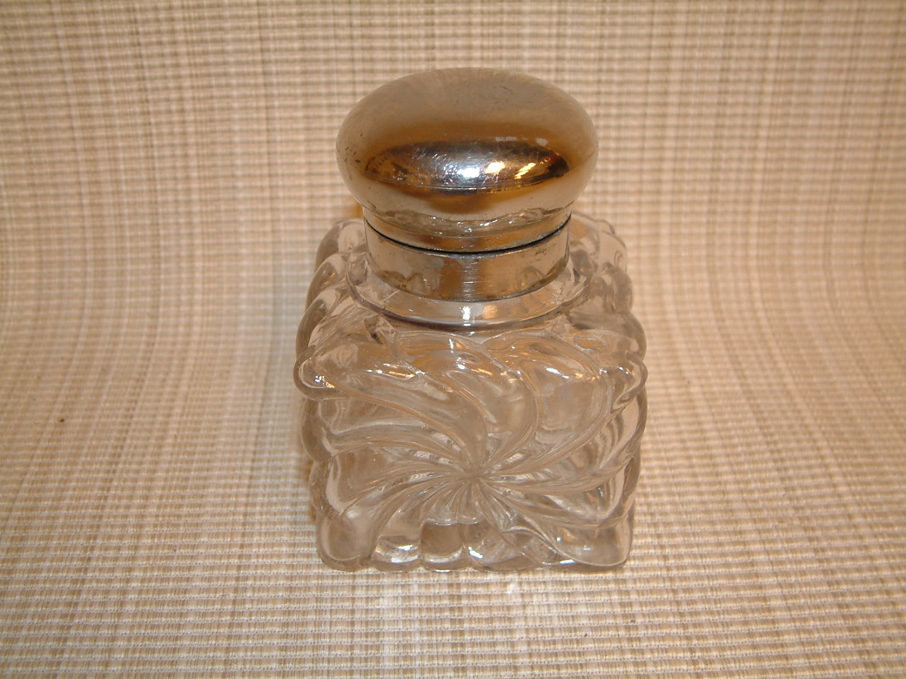 Baccarat Swirling Star Inkwell