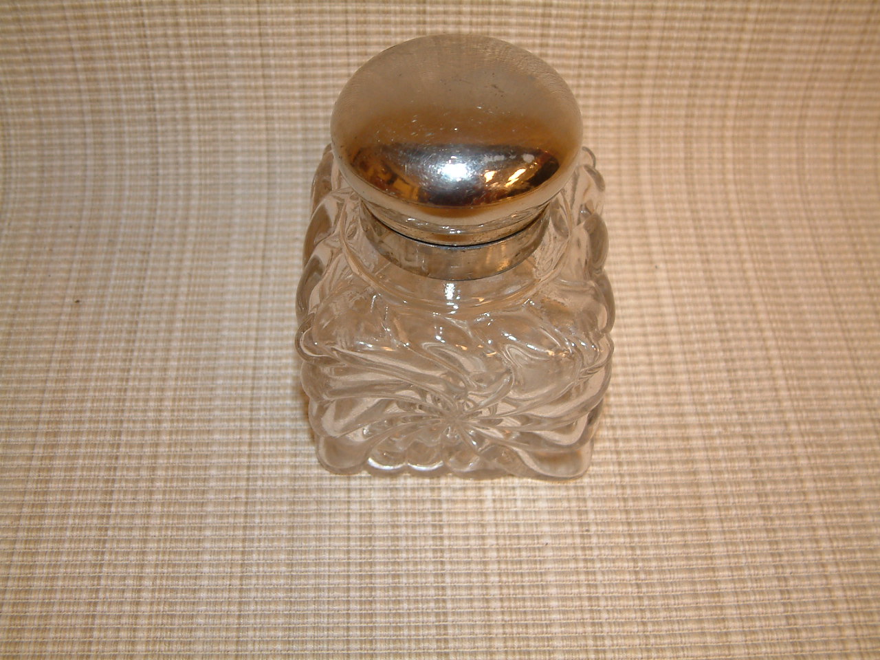 Baccarat Swirling Star Inkwell - Image 2