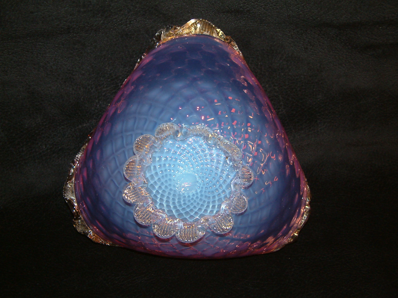 Venetian Tri Shaped Centerpiece Bowl - Image 8