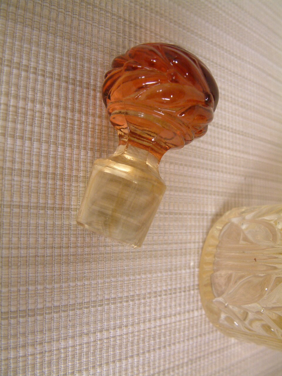 Baccarat Laurel Leaf Laurier Perfume Bottle - Image 8