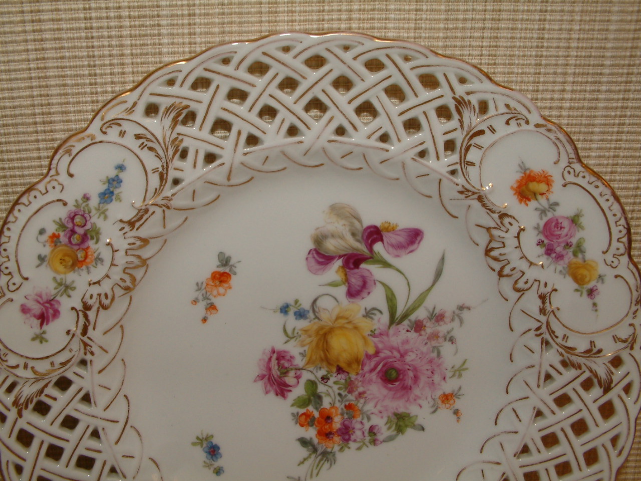 Carl Thieme Reticulated Edge Plate - Image 3