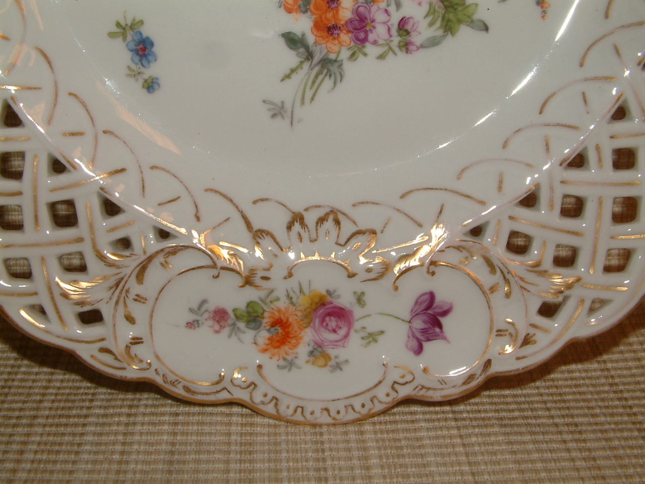 Carl Thieme Reticulated Edge Plate - Image 4