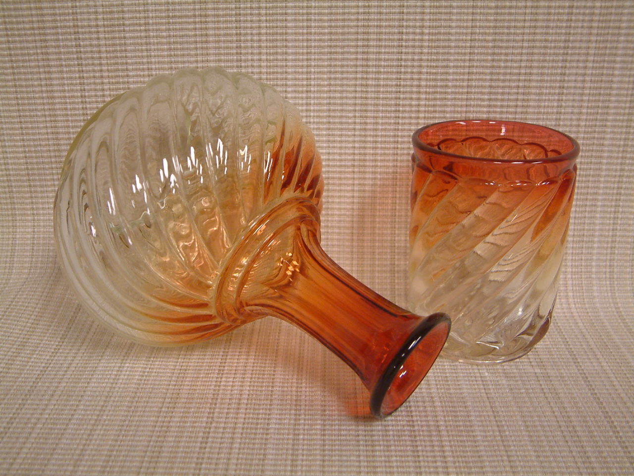 Baccarat Rose Tiente Swirl Bambous 3 pc Bedside Water Set ON SALE - Image 5