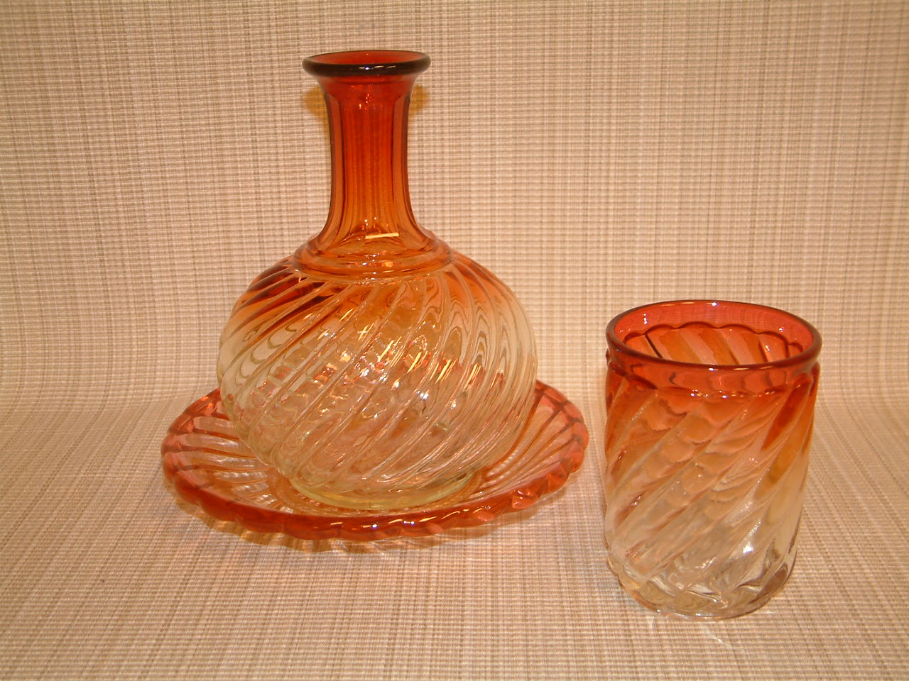 Baccarat Rose Tiente Swirl Bambous 3 pc Bedside Water Set ON SALE - Image 10