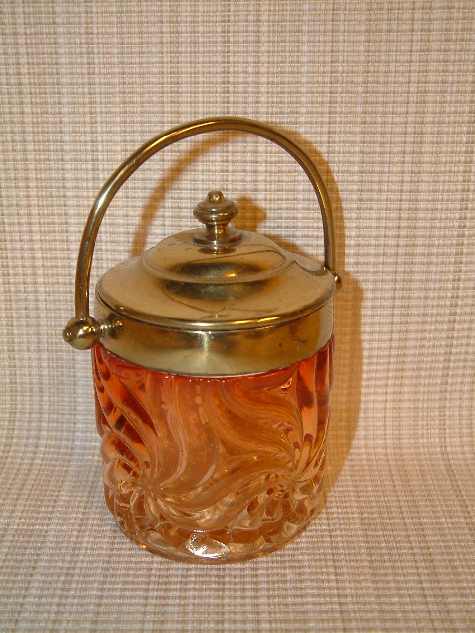 Baccarat Rose Tiente Pinwheel Jam Pot