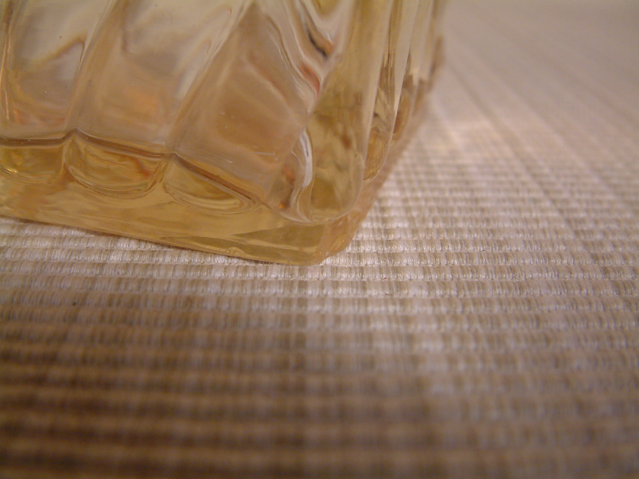 Baccarat Rose Tiente Swirl Square Liquor Bottle / Decanter - Image 7