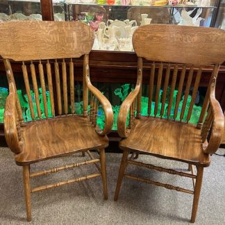 Pair Quartersawn Oak Arrowback Lodge Chairs